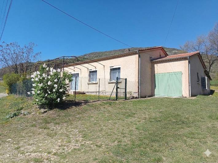 Location de vacances pour 4 personnes, avec vue et terrasse à Barras