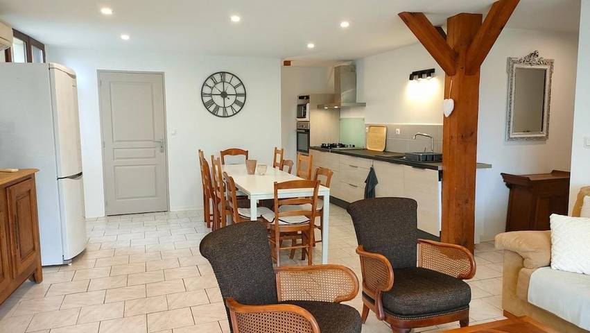 Location de vacances pour 10 personnes, avec terrasse et piscine à Lias-d'Armagnac