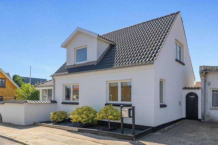 Villa for 6 personer, med Terrasse og Have i Frederikshavn
