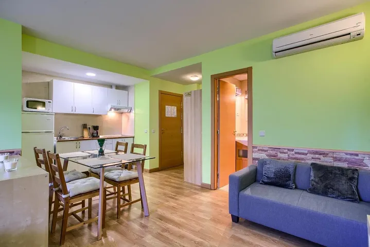 Holiday apartment for 4 people, with terrace and view - 1