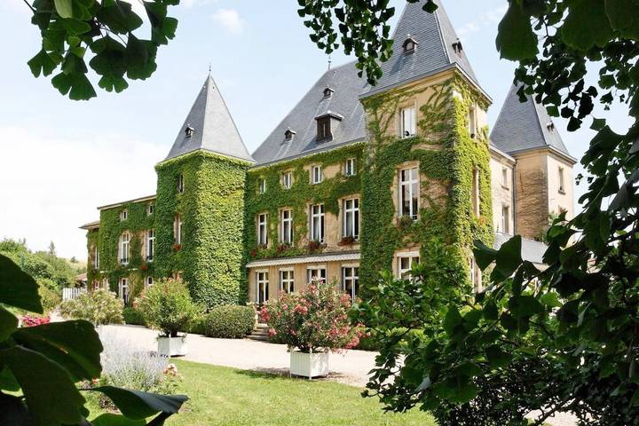 Hôtel pour 2 personnes, avec Terrasse ainsi que Jardin et Piscine