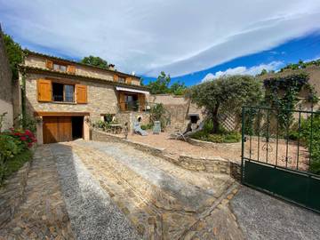 Gîte pour 6 personnes, avec jardin à Pouzols-Minervois