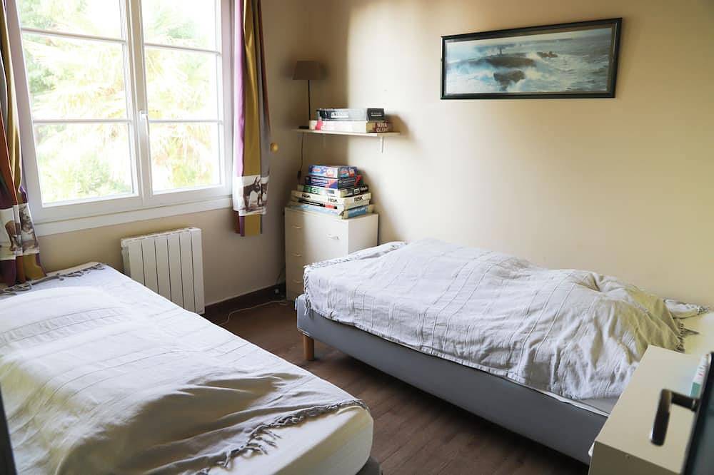 Maison Familiale de 4 Chambres au Coeur de Loix - Location à la Semaine in Loix, Ile de Re