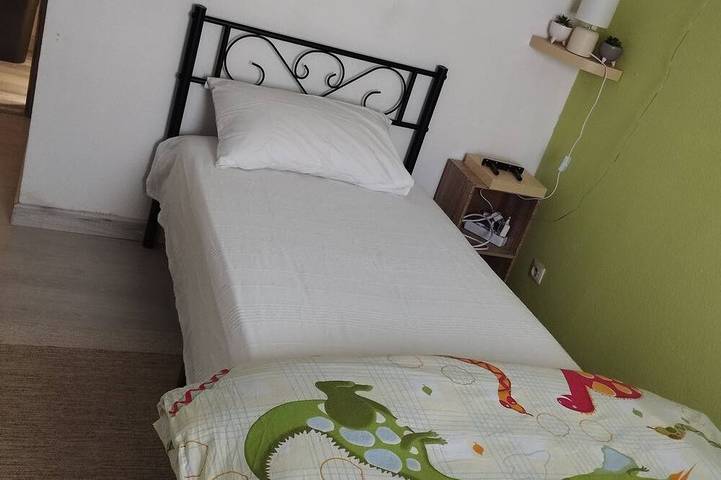 Gîte pour 5 personnes, avec terrasse à Le Pontet - 3