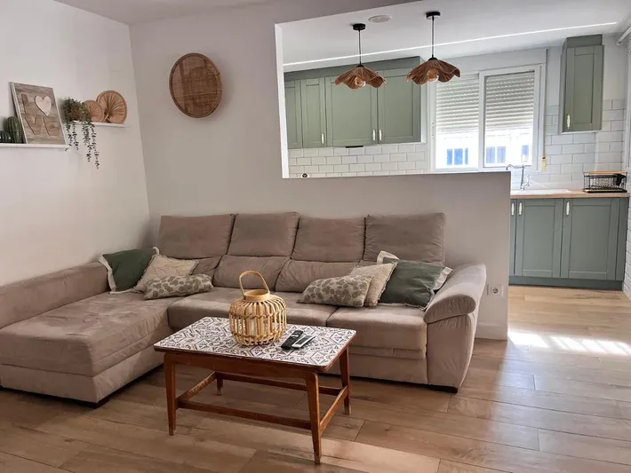 Apartamento de vacaciones para 8 personas, con terraza además de piscina y vistas, Se admiten mascotas - 1