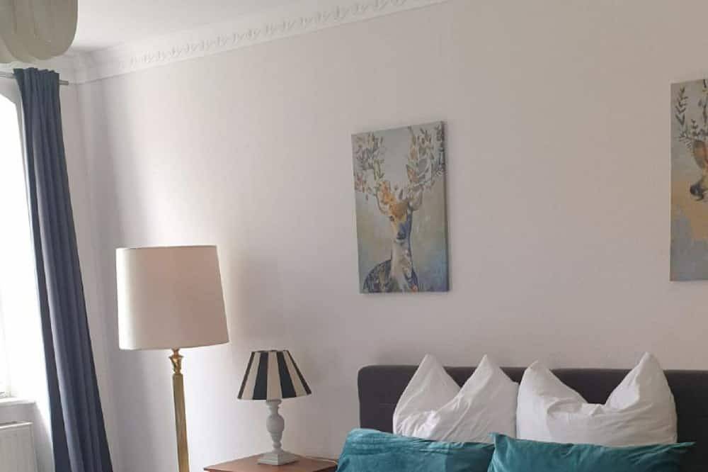 Ganze Wohnung, 2min from the lake, modern apartment 58 sqm / 12 km from Motorsportarena Oschersleben in Wanzleben-Börde, Magdeburger Börde