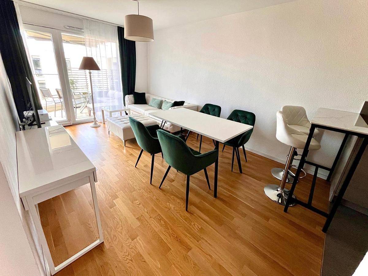 Two-Bedroom Apartment in St-Sulpice VD, Saint-Sulpice