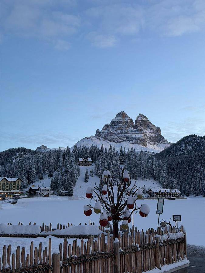Location de vacances pour 4 personnes, avec vue et vue sur le lac ainsi que sauna et jardin dans Misurina