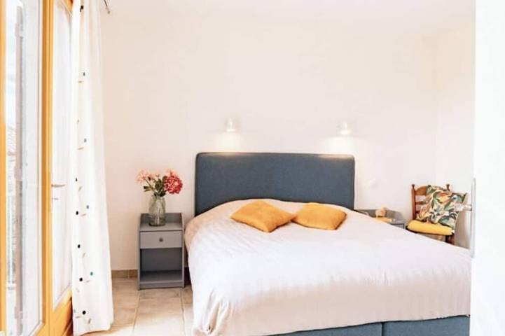 Location de vacances pour 6 personnes, avec jardin ainsi que terrasse et jacuzzi, animaux acceptés à Félines-Minervois - 3