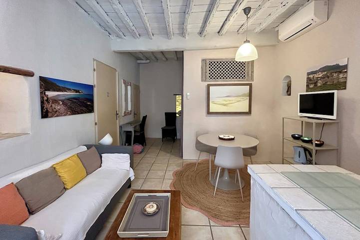 Appartamento intero, Bonifacio Haute-Ville: grande studio ristrutturato del 14 ° secolo, aria condizionata, Wifi in Bonifacio Corsica, Sartène e dintorni