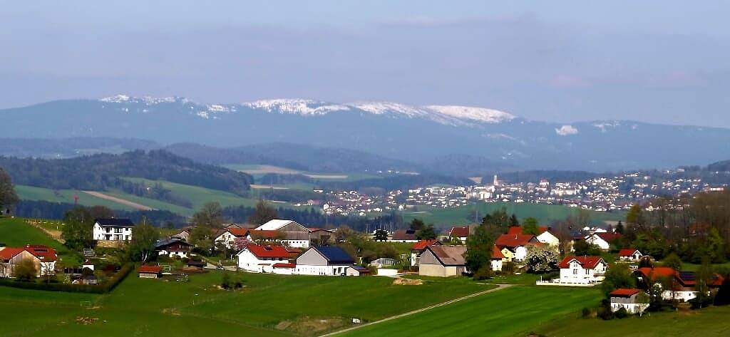 Ganze Wohnung, Bio Ferienhof Winkler - Fewo Passau (60qm)  mit Wintergarten für 3 Personen in Hutthurm, Ostbayern