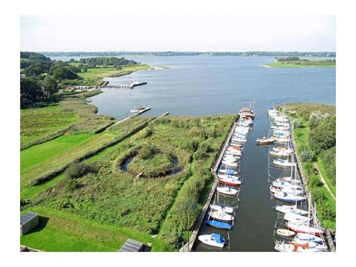 Ganze Wohnung, Ferienwohnung in Stexwig: Meerblick, Terrasse & 200 m zum Sandstrand in Borgwedel, Schleswig & Umgebung