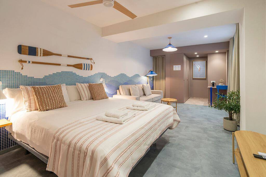Cabanyal Rooms by Vlc Host 7 in Valencia, Costa de Valencia