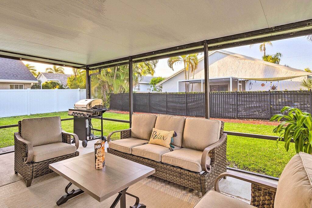 Jupiter Home w/ Patio & Grill ~ 6 Mi to Beach! in Jupiter, Palm Beach County