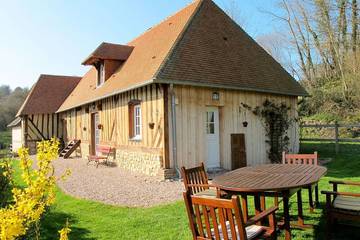 Gîte pour 5 personnes, avec jardin, animaux acceptés à Courtonne-la-Meurdrac