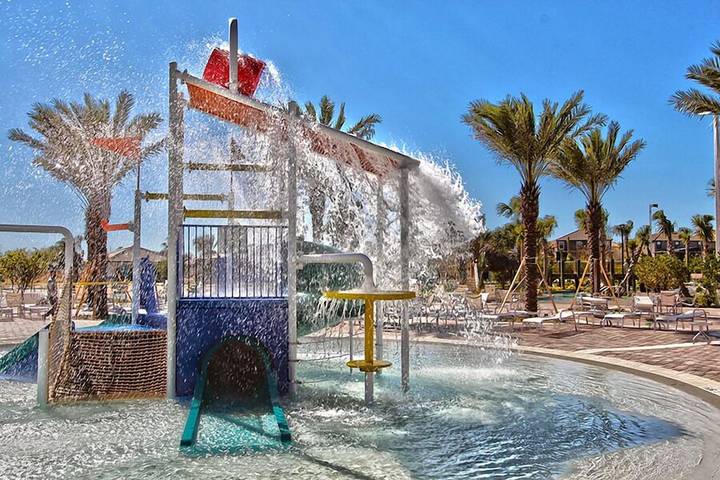 Vacation rental for 9 people, with pool, with pets in Davenport (FL)