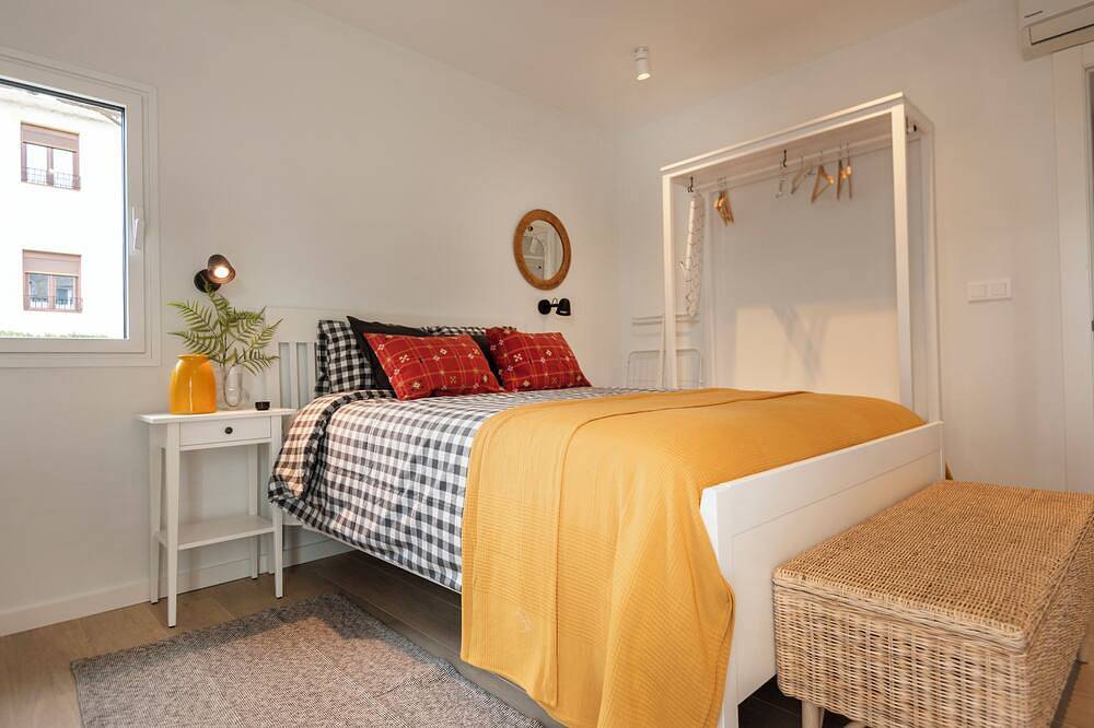 Apartamento entero, Acogedor apartamento con terraza y vistas en el Barrio de Monachil in Barrio de la Vega, Monachil