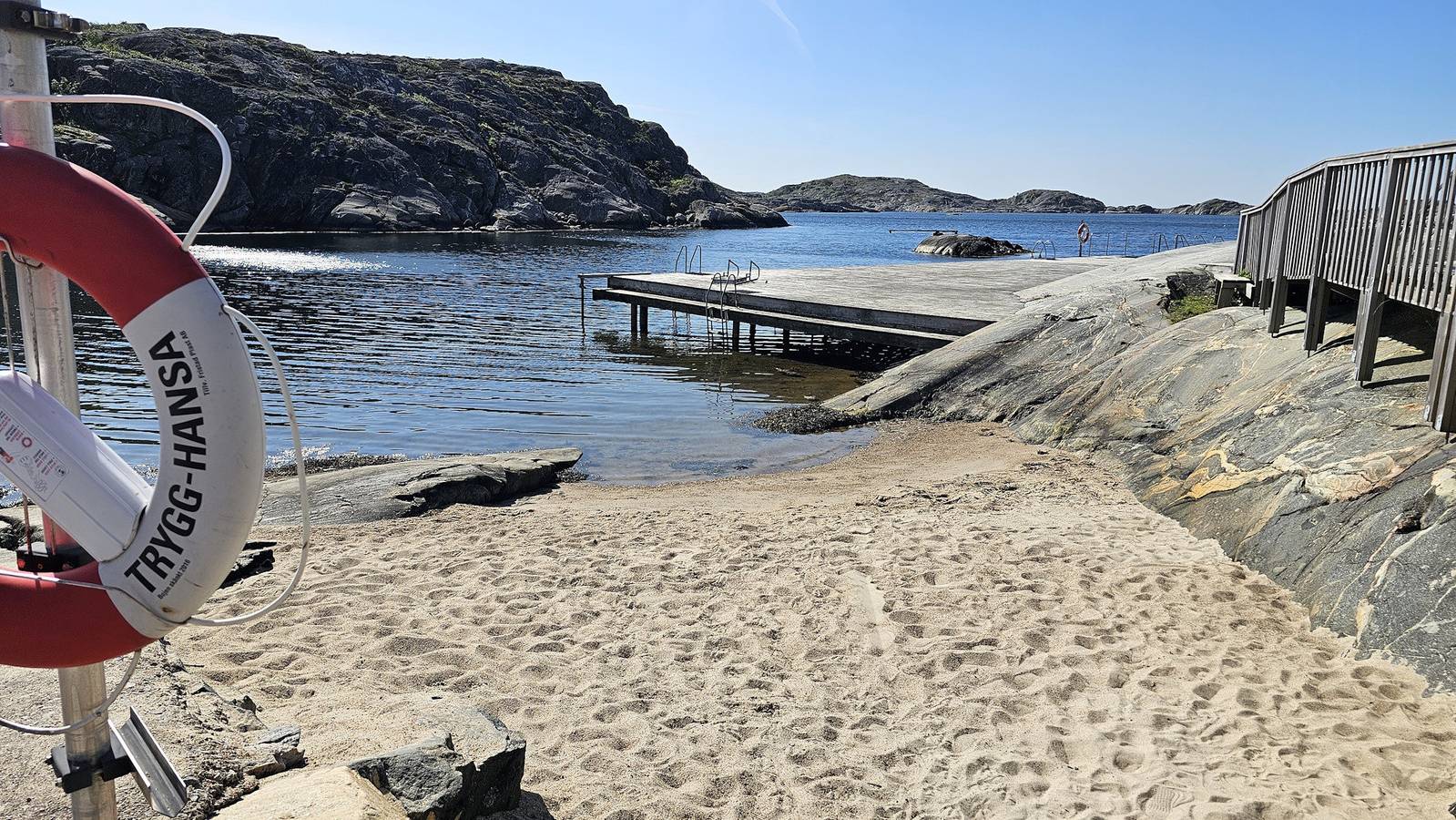 Se09133 in Hälleviksstrand, Orust