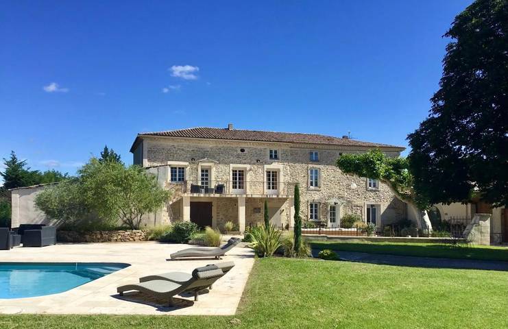Gîte pour 2 personnes, avec piscine ainsi que jardin et vue à Saint-Paulet-de-Caisson
