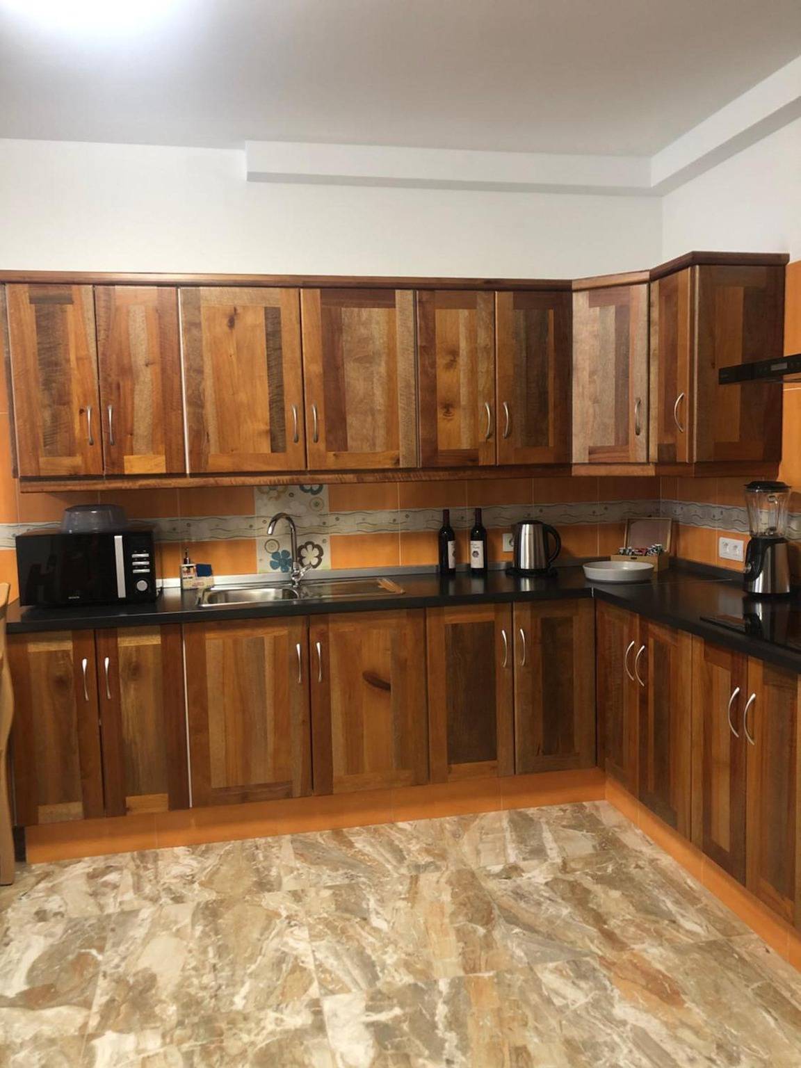 Apartamento entero, Apartamento 'Luján 5e y 7g Entre Senderos' con vistas al mar, balcón y Wi-Fi in San Juan de Puntallana, La Palma Norte