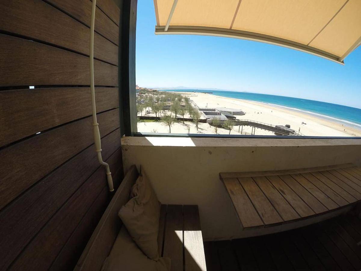 Appartement entier, Studio front de mer Hossegor vue ocean plein sud 2 personnes in Hossegor, Côte d’Argent
