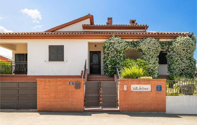 Ferienhaus für 8 Personen, mit Terrasse in Porec und Umgebung - 2