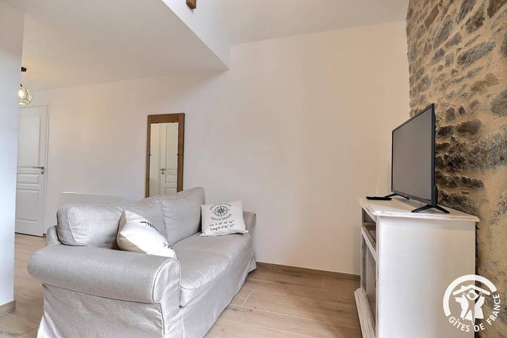 Gîte pour 2 personnes, avec Terrasse ainsi que Jardin et Vue à Saint-Suliac - 4