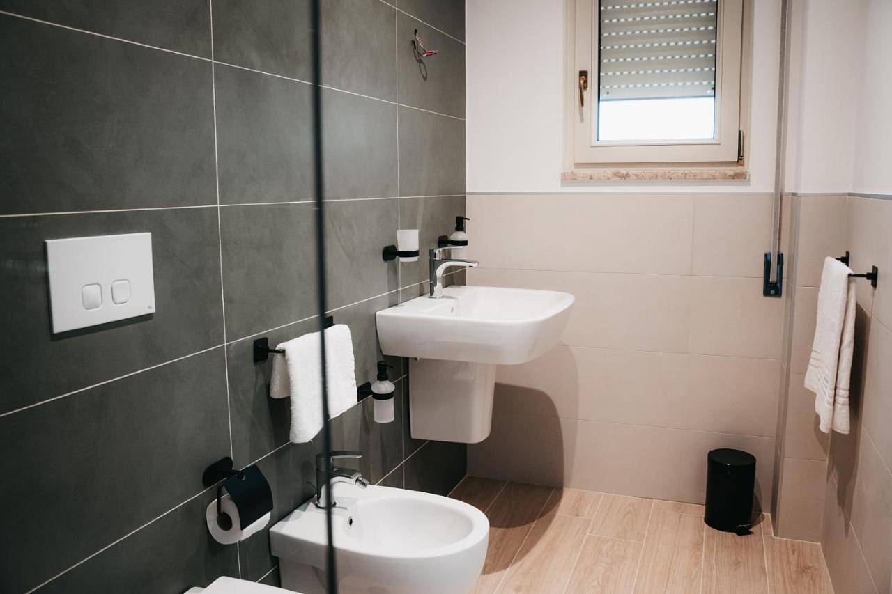 Double or Twin Room with Private Bathroom in Taranto, Golfo di Taranto