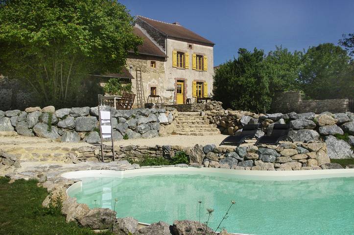 Gîte pour 12 personnes, avec piscine et jacuzzi, animaux acceptés à Dompierre-les-Églises - 2