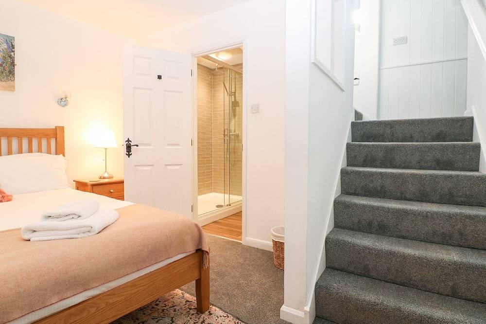 The Bath House, pet friendly, with a garden in Blockley in Blockley, Gloucestershire