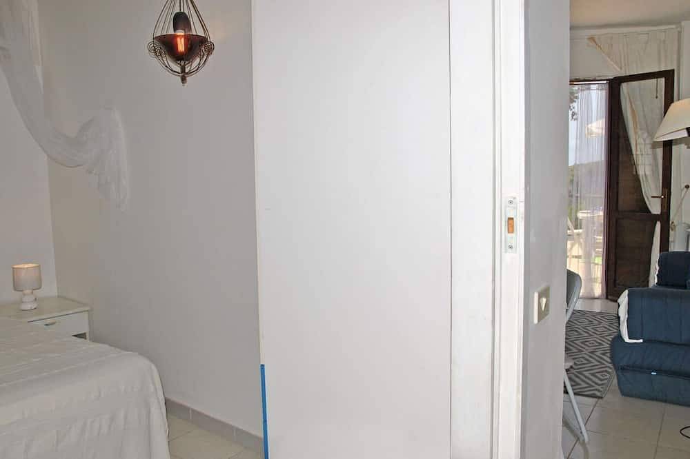 Schönes  Ferienhaus für 4 Gäste mit Klimaanlage,  W-Lan, Tv, Innenhof und Haustiere erlaubt in Sperlonga, Latina Provinz