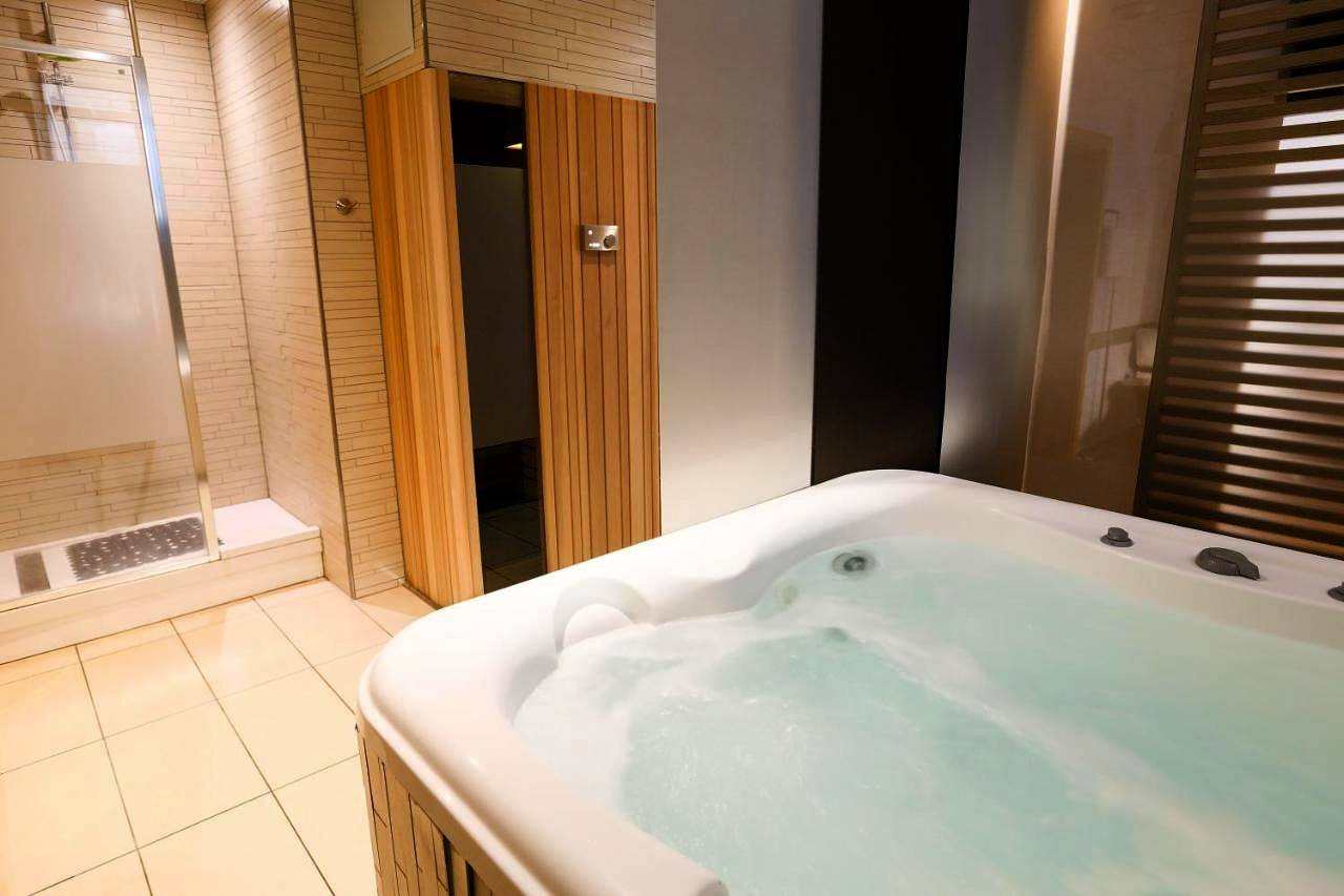 Hôtel et Spa La Villa K - Basel Airport in Saint-Louis, Mulhouse (Região)