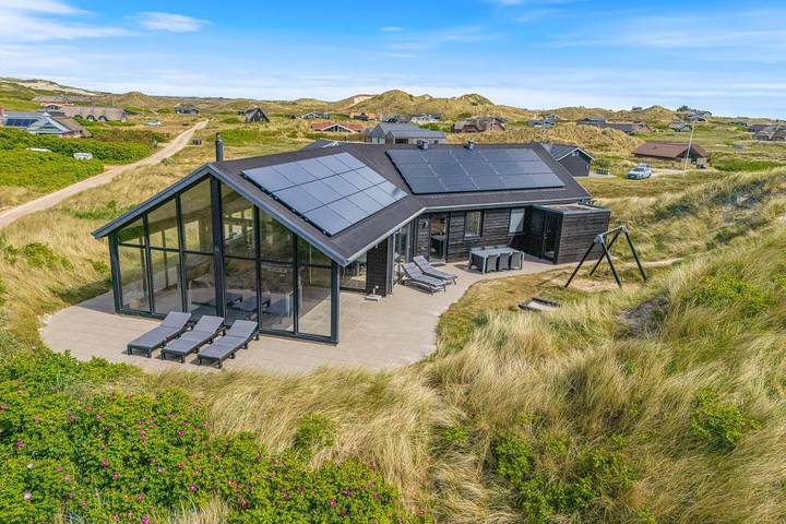 Luxusferienhaus in erstklassiger Lage, nah am Strand in Skodbjerge, Haurvig