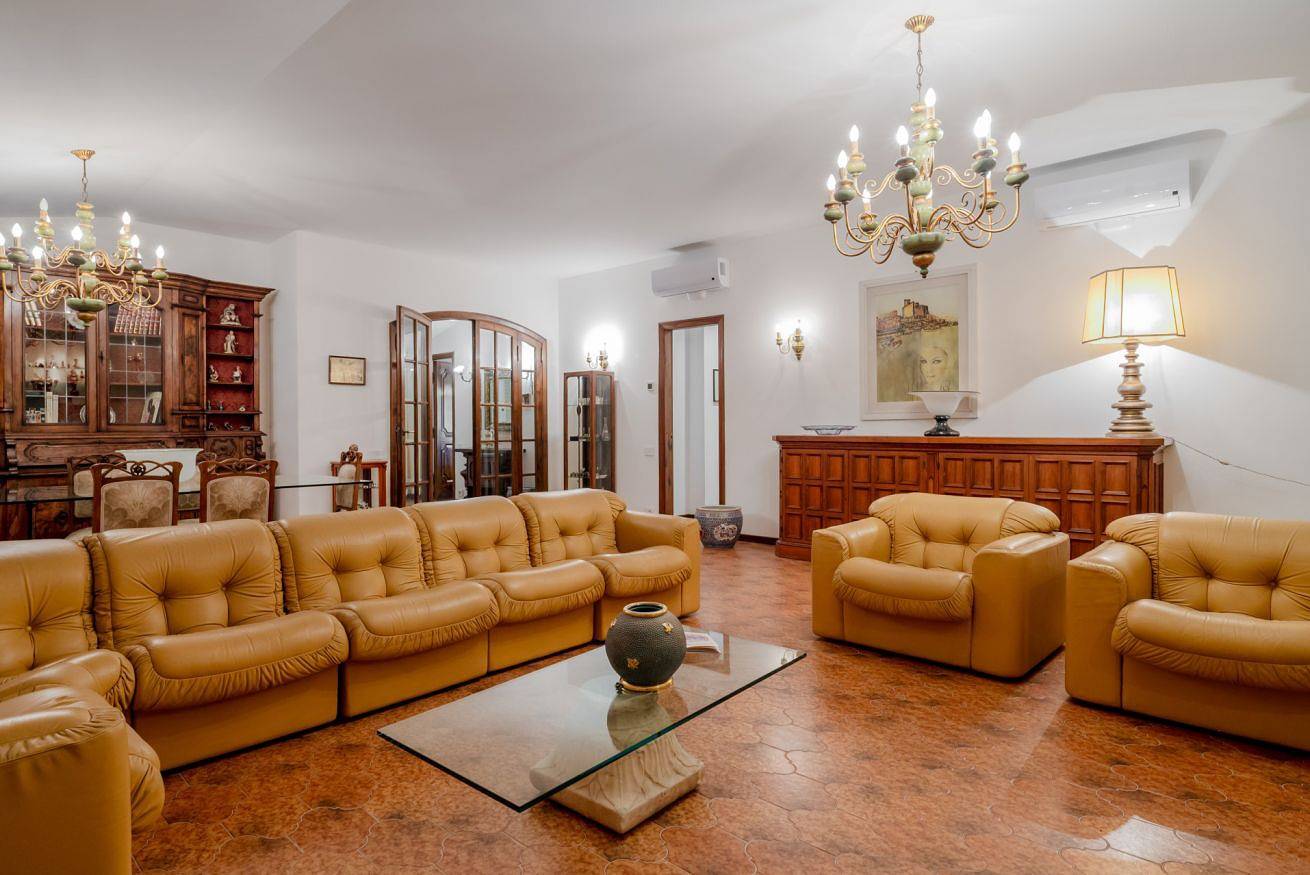 Appartamento vacanze a Luni a partire da 132€ a notte