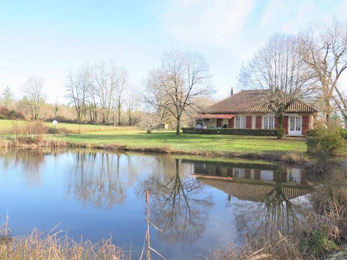 Maison de vacances pour 4 personnes, avec terrasse et vue sur le lac - 1