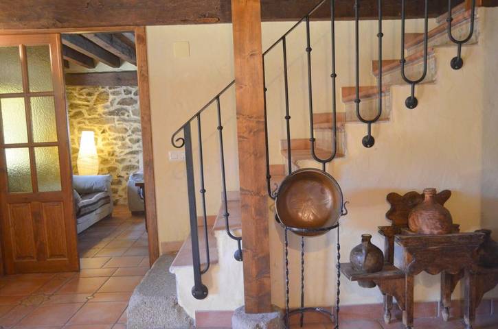 Casa rural para 9 personas, con Balcón y Terraza además de Jardín y Vistas en Navacepedilla de Corneja - 4