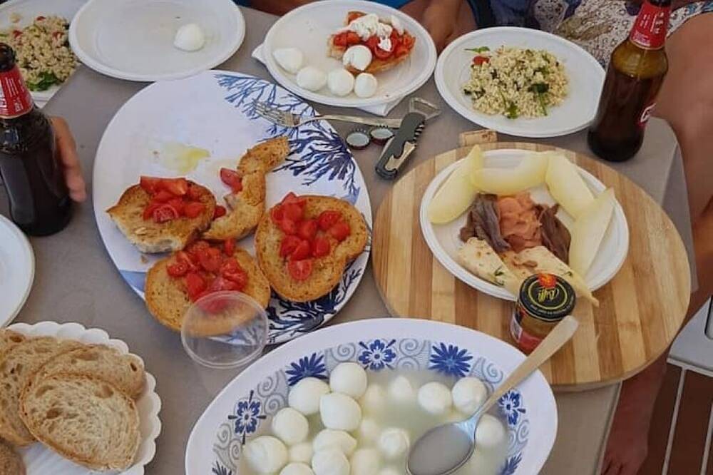 Barca Adattaa Famiglia Golfo Di Napoli in Castellammare di Stabia, Penisola Sorrentina