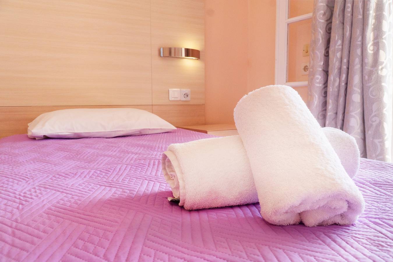 Ganze Wohnung, Ferienwohnung Dora Pagoi 1 mit Bergblick, Gemeinschaftsgarten und Wlan in Agios Georgios, Korfu