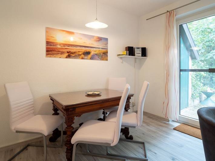 Ganze Wohnung, Berghuus Türns –  Tolle Ferienwohnung mit Terrasse auf der schönsten Sandbank in Nordseebad Spiekeroog, Spiekeroog