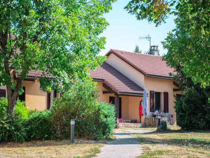 Gîte pour 4 personnes, avec piscine et terrasse à Le Malzieu-Ville - 4