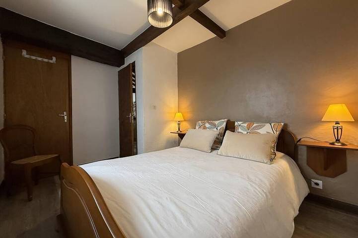 Location de vacances pour 4 personnes, avec jardin à Saint-Jean-le-Vieux - 4