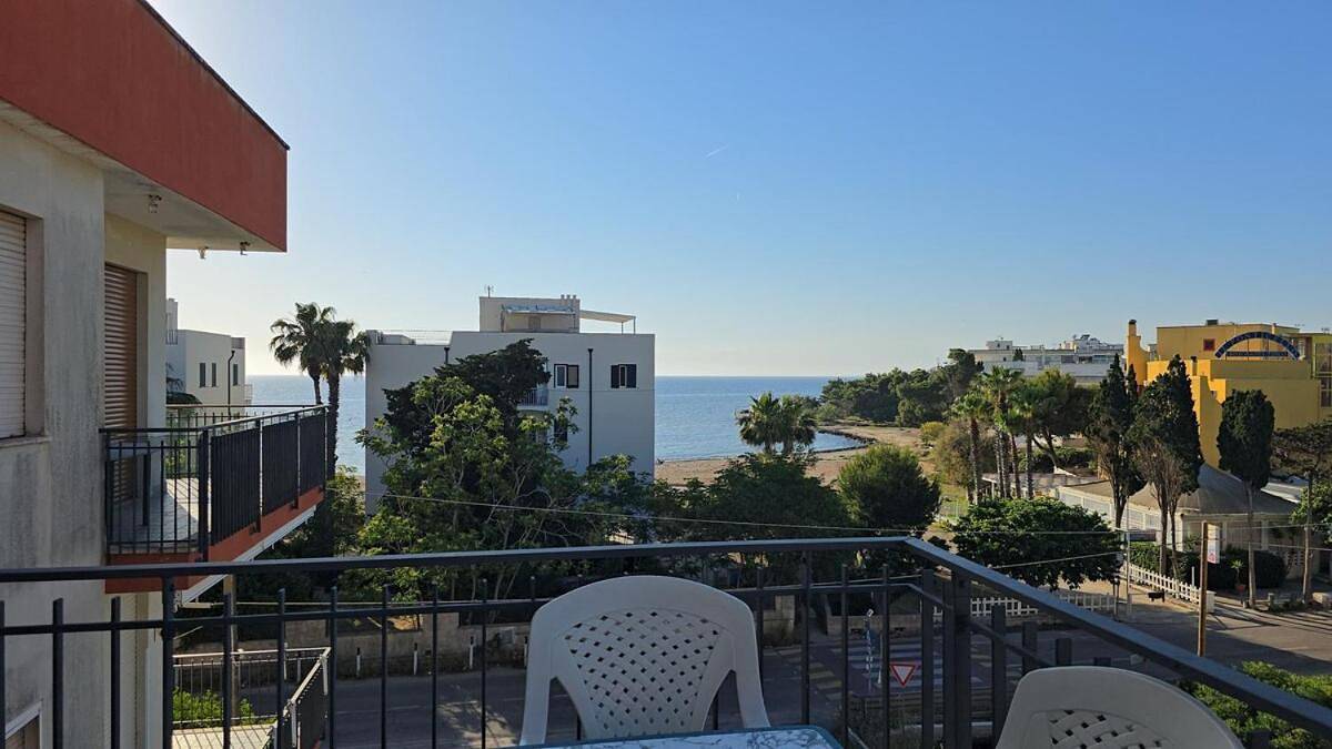 Appartamento intero, Three-Bedroom Apartment in Rivabella di Gallipoli, Rivabella