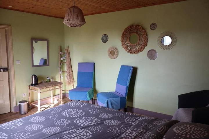 Location de vacances pour 15 personnes, avec jardin ainsi que sauna et terrasse à Biollet - 4