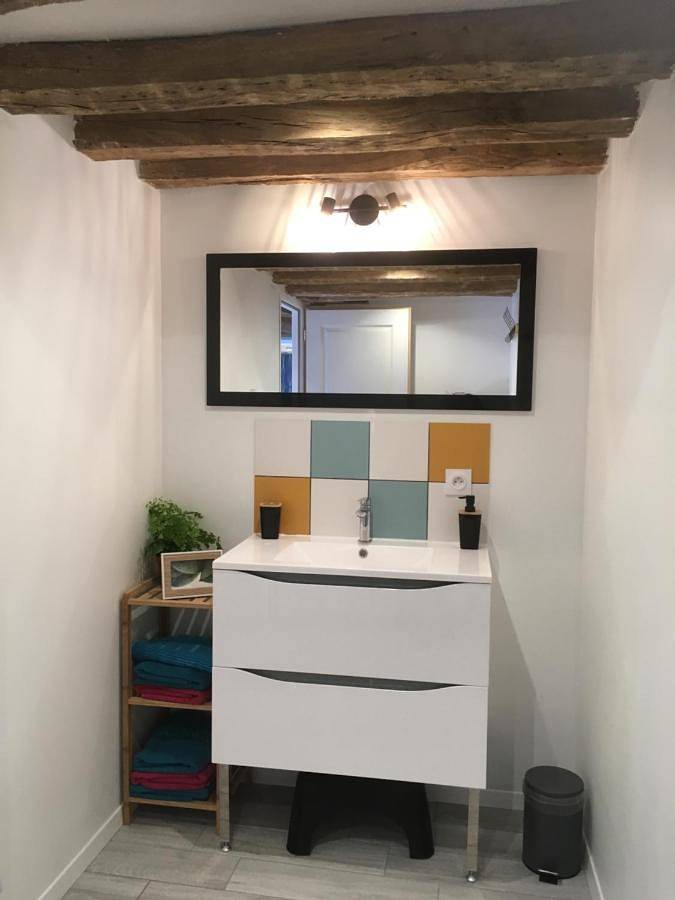 Appartement entier, Two-Bedroom Apartment in Amboise, Région de Tours