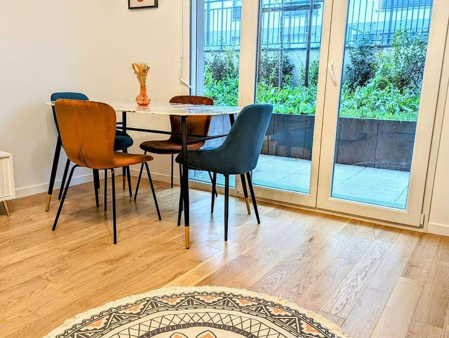 Appartement entier, Charmant T2 tout neuf avec Parking in Plaisir (Yvelines), Yvelines