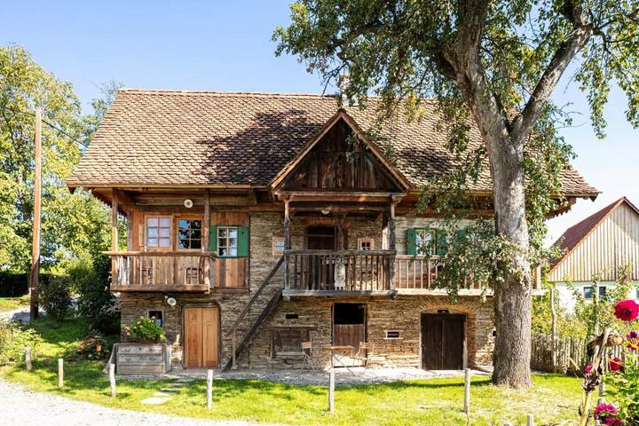 Ferienwohnung für 8 Personen, mit Garten und Ausblick in Weststeiermark