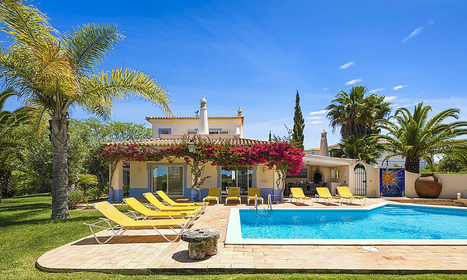 Geräumige Villa in Carvoeiro mit privatem Pool in Estômbar, Lagoa