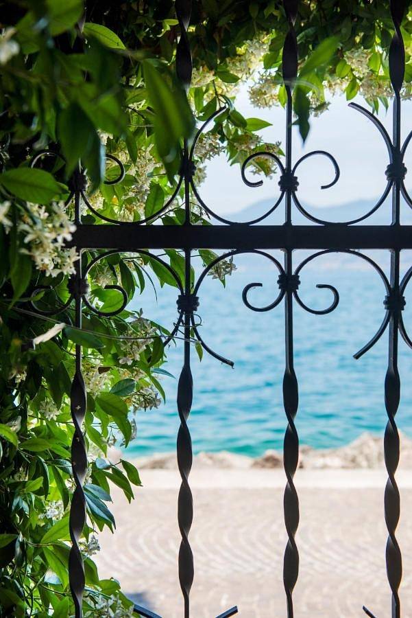 Villa pour 10 personnes, avec vue ainsi que vue sur le lac et jardin, animaux acceptés à Torri del Benaco - 4