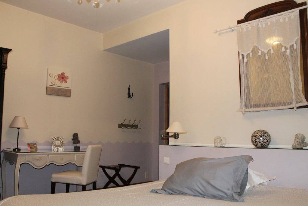 Ferme de Montecouvez - Chambre 1 in Crèvecœur-sur-l'Escaut, Département Nord