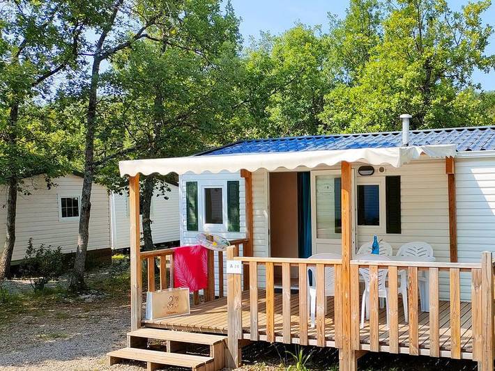 Wohnwagen für 4 Personen, mit Terrasse und Balkon/Terrasse - 1